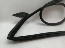 TESLA Tesla Model 3 Rear Left Door Seal 1090511-00-N Rear Left Door Seals — thumbnail 8