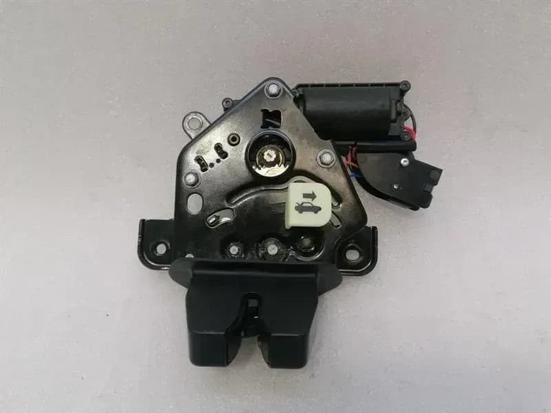 Tesla Model 3 Standard Range Boot Lock 1500604-CN-B Tailgate Lock