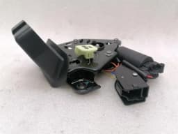 TESLA Tesla Model 3 Standard Range Boot Lock 1500604-CN-B Tailgate Lock — thumbnail 10
