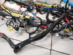 TESLA TESLA MODEL 3 STANDARD RANGE MAIN BODY WIRING R+L RIGHT HAND DRIVE RHD — thumbnail 3