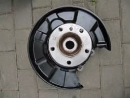 BMW BMW 1 Series F20 F21 Right Rear Hub 33326792516 Wheel Bearing Rear Right — thumbnail 1