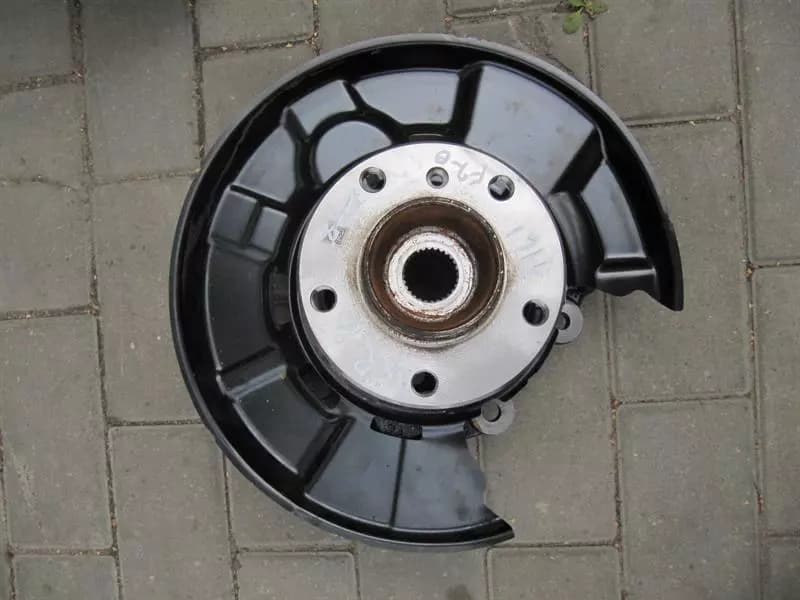 BMW BMW 1 Series F20 F21 Right Rear Hub 33326792516 Wheel Bearing Rear Right