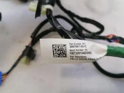 TESLA Tesla Model 3 Front Passenger Door Wiring 3067957-02-C Passenger Door Wiring Harness — thumbnail 2