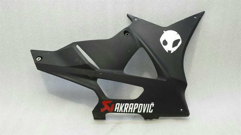 BMW BMW S1000RR Right Side Fairing 7715924 Cover Right Fairing
