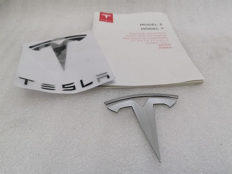 TESLA TESLA MODEL 3 STANDARD RANGE SERVICE BOOKLET SERVICE BOOKLET LOGO STICKER