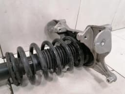 TESLA Tesla Model 3 Standard Range Shock Absorber FRH 1044369-01-F Front Shock Absorber — thumbnail 2