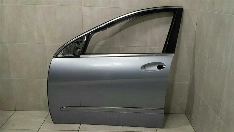 MERCEDES-BENZ Mercedes R Class W251 Left Front Door A2517200105 Door Front Left
