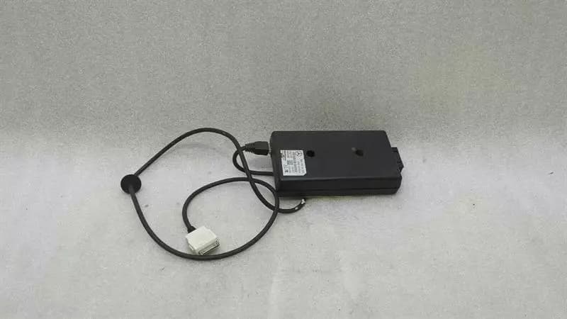 Mercedes CLK W209 Multimedia Module B67824252 Control Unit iPod Interface