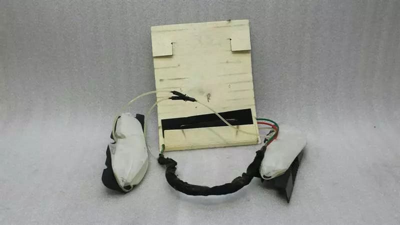 Mercedes CLK W209 right seat lumbar support A2099101475 seat pad right