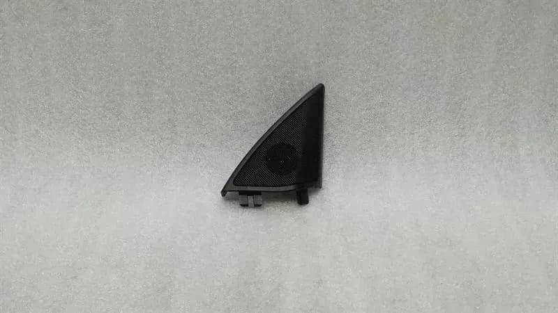 MERCEDES-BENZ Mercedes E Class W207 Front Right Tweeter A2077200411 Front Right Speaker.