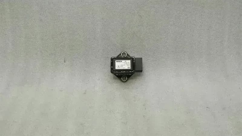 SAAB SAAB 9-5 95 YAW RATE Sensor 5060710 Rotary Rate Sensor