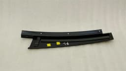 MERCEDES-BENZ Mercedes E Class W212 Left Body Moulding A2126900387 Bar Left — thumbnail 7