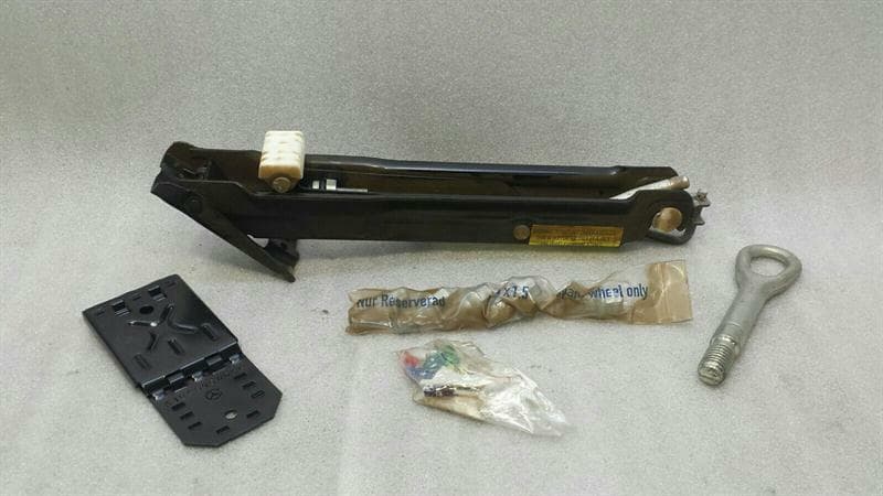 MERCEDES-BENZ Mercedes ML W164 SAVER KIT A1645800018 Jack Tool Jack Set