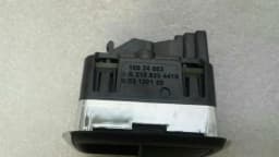 MERCEDES-BENZ Mercedes E Class W212 tailgate switch A2128204410 boot switch — thumbnail 6