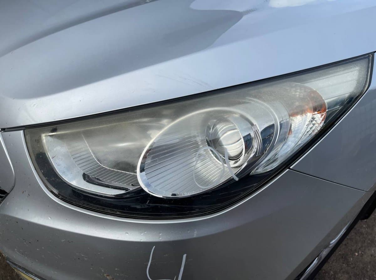 HYUNDAI Headlight left HYUNDAI TUCSON II / ix35 I (LM) (2009-2017)