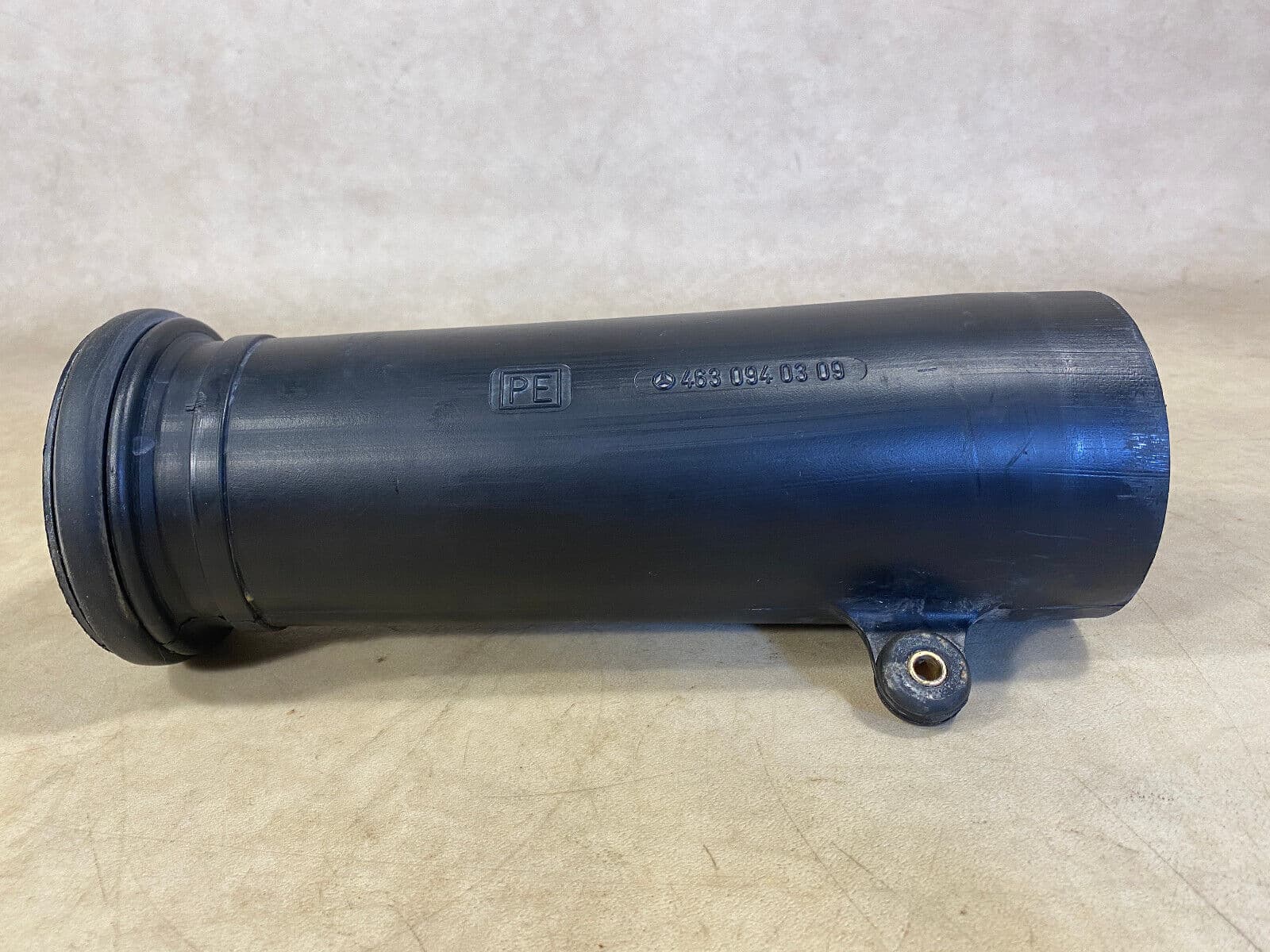 Mercedes G class W463 GENUINE CONNECTION INTAKE DUCT LEFT A4630940309