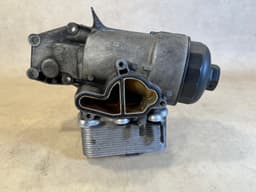 MERCEDES-BENZ Mercedes ML G S class W463 W220 4.0 CDI GENUINE Oil Filler Housing Cooler — thumbnail 2
