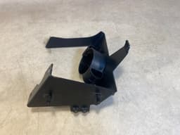 MERCEDES-BENZ Mercedes G class W463 CDI GENUINE Vacuum Valve Bracket — thumbnail 5