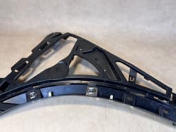 PORSCHE Cayenne Front Bumper Cover Right Side Mounting Brace Guide Bracket OEM 7P5807178 — thumbnail 4