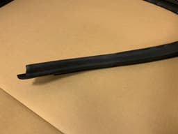 PORSCHE Porsche 911 991 Cabrio OEM Windscreen Frame Gasket 99153707702 — thumbnail 10