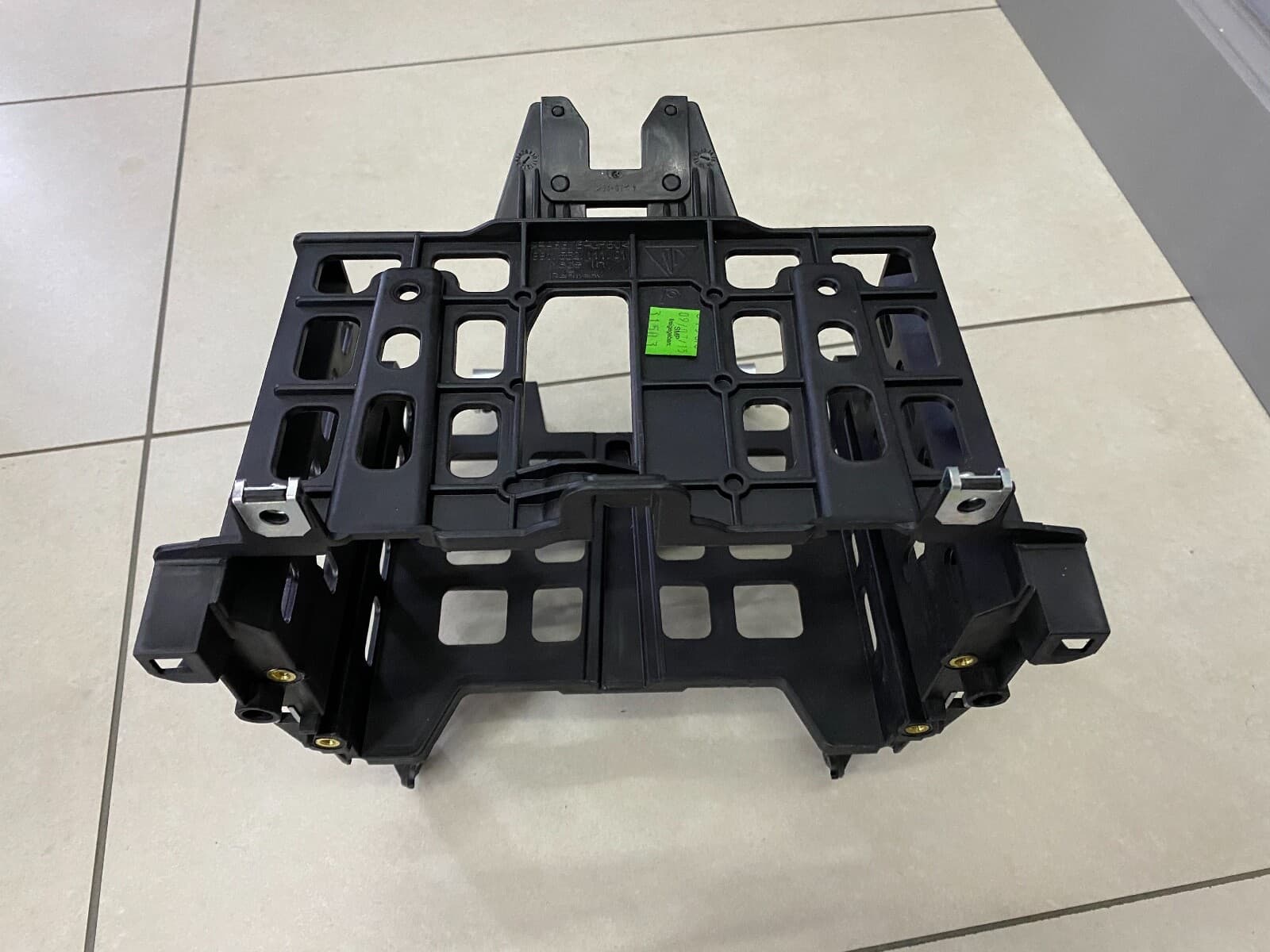 Porsche 991 911 981 Instrument Panel Dashboard Navigation Display Frame Bracket
