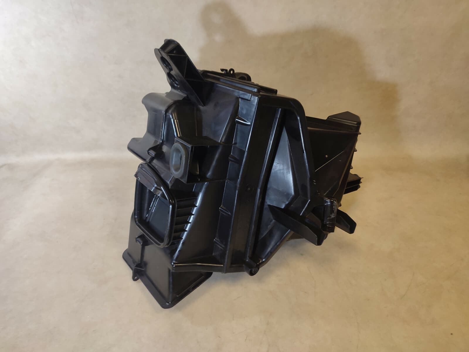 Porsche 911 991 Genuine AC Air Heater Blower Radiator Case Housing