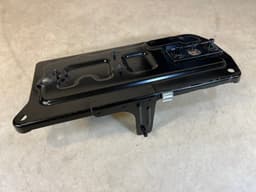 PORSCHE Porsche 911 991.1 991.2 GENUINE Battery Mount Tray Bracket RHD 99150415113 — thumbnail 9