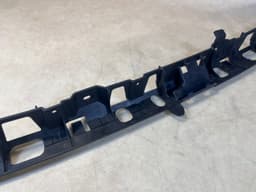 PORSCHE Porsche Cayenne S 958 92A mount rear bumper center holder 7P5807863 — thumbnail 8