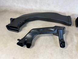 PORSCHE Porsche 911 991 Cayman 981 982 718 GENUINE Cabin Vent Channel x4 psc — thumbnail 3