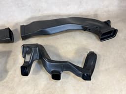 PORSCHE Porsche 911 991 Cayman 981 982 718 GENUINE Cabin Vent Channel x4 psc — thumbnail 5
