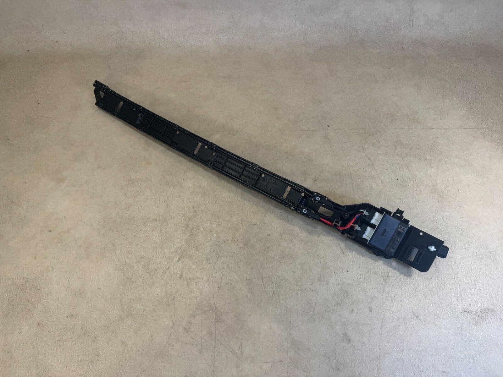 TOYOTA GENUINE TOYOTA HIGHLANDER REAR HATCH SENSOR KICK DOOR CONTROL 891B2-0E050 OEM