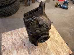 BMW GENUINE BMW E23 7 Exch. final drive 33101211182 — thumbnail 8