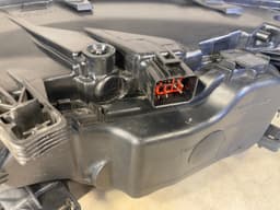 VOLVO VOLVO S80 XC70 V70 Front Right Headlight Assembly Halogen 31420140 — thumbnail 7