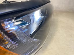 VOLVO VOLVO S80 XC70 V70 Front Right Headlight Assembly Halogen 31420140 — thumbnail 10