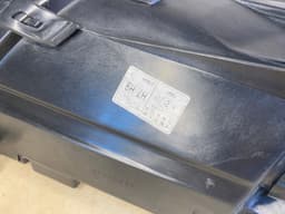 VOLVO VOLVO S80 XC70 V70 Front Right Headlight Assembly Halogen 31420140 — thumbnail 5