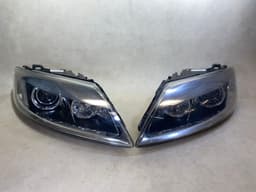 AUDI Audi Q7 4L GENUINE Xenon Dynamic Headlights SET Left & Right LHD 06-08 Year — thumbnail 1