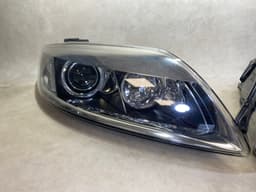 AUDI Audi Q7 4L GENUINE Xenon Dynamic Headlights SET Left & Right LHD 06-08 Year — thumbnail 2