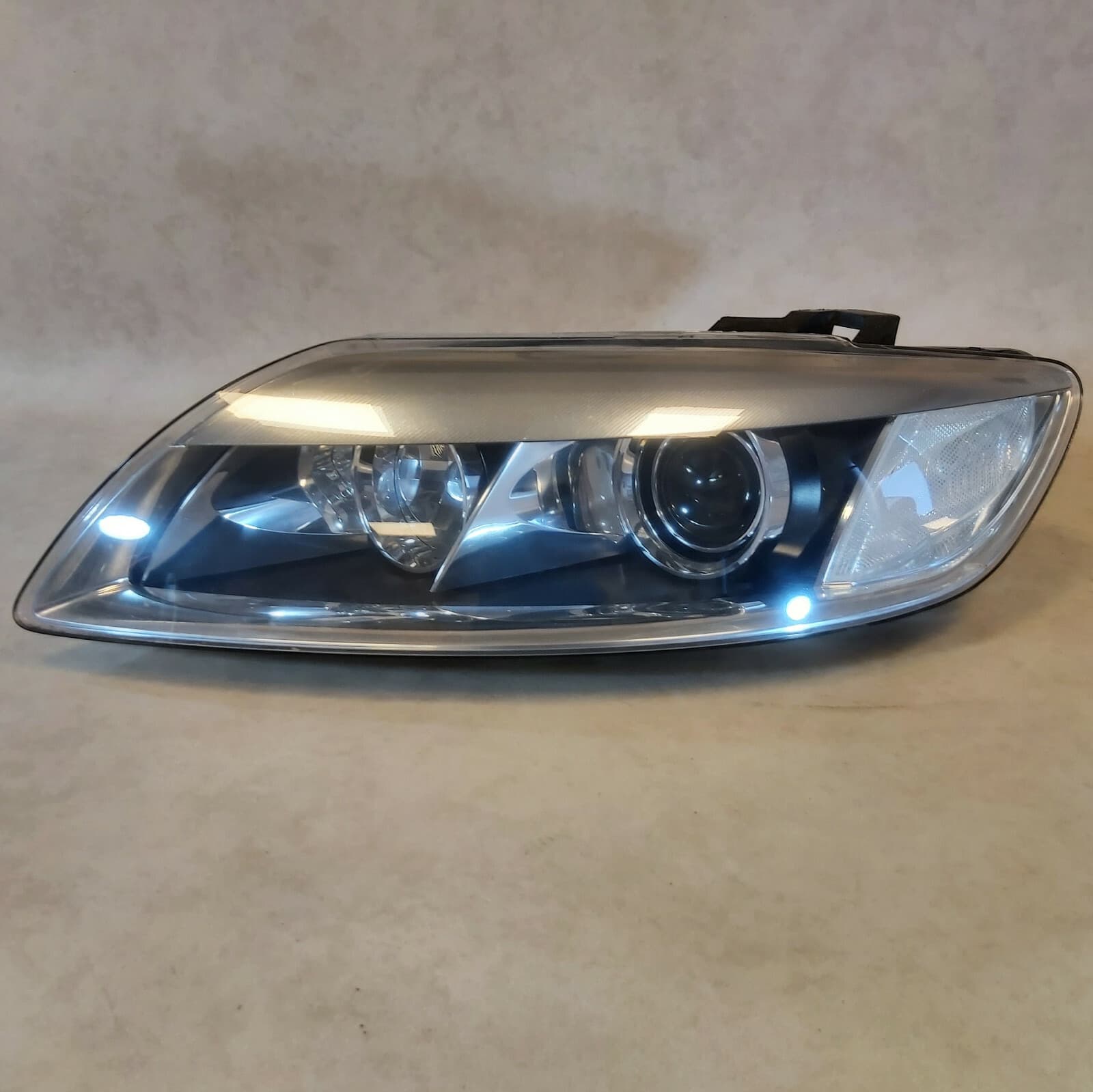 AUDI Q7 4L GENUINE Left Xenon Headlight LHD until Facelift 4L0941003A