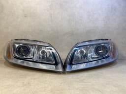 VOLVO VOLVO S80 V70 XC70 GENUINE ZKW Xenon Dynamic Headlight Lamp SET LH & RH LHD — thumbnail 1