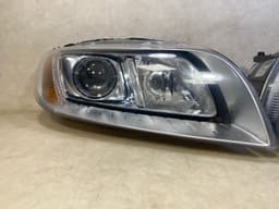VOLVO VOLVO S80 V70 XC70 GENUINE ZKW Xenon Dynamic Headlight Lamp SET LH & RH LHD — thumbnail 2