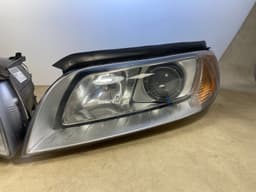 VOLVO VOLVO S80 V70 XC70 GENUINE ZKW Xenon Headlight Lamp SET LH RH LHD 07-14 — thumbnail 3