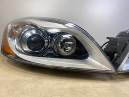 VOLVO VOLVO XC60 GENUINE Xenon Dynamic Headlight Lamp SET LH RH LHD 08-12 year 9 PIN — thumbnail 2