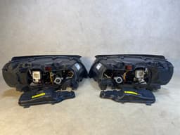 VOLVO VOLVO S80 V70 XC70 GENUINE ZKW Xenon Headlight Lamp SET LH & RH LHD 07-14 Year — thumbnail 9