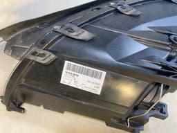 VOLVO VOLVO S80 V70 XC70 GENUINE ZKW Xenon Headlight Lamp SET LH & RH LHD 07-14 Year — thumbnail 6