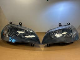 BMW GENUINE BMW X5 E70 Front Xenon light lamp LH&RH SET 07-04/10 year — thumbnail 1
