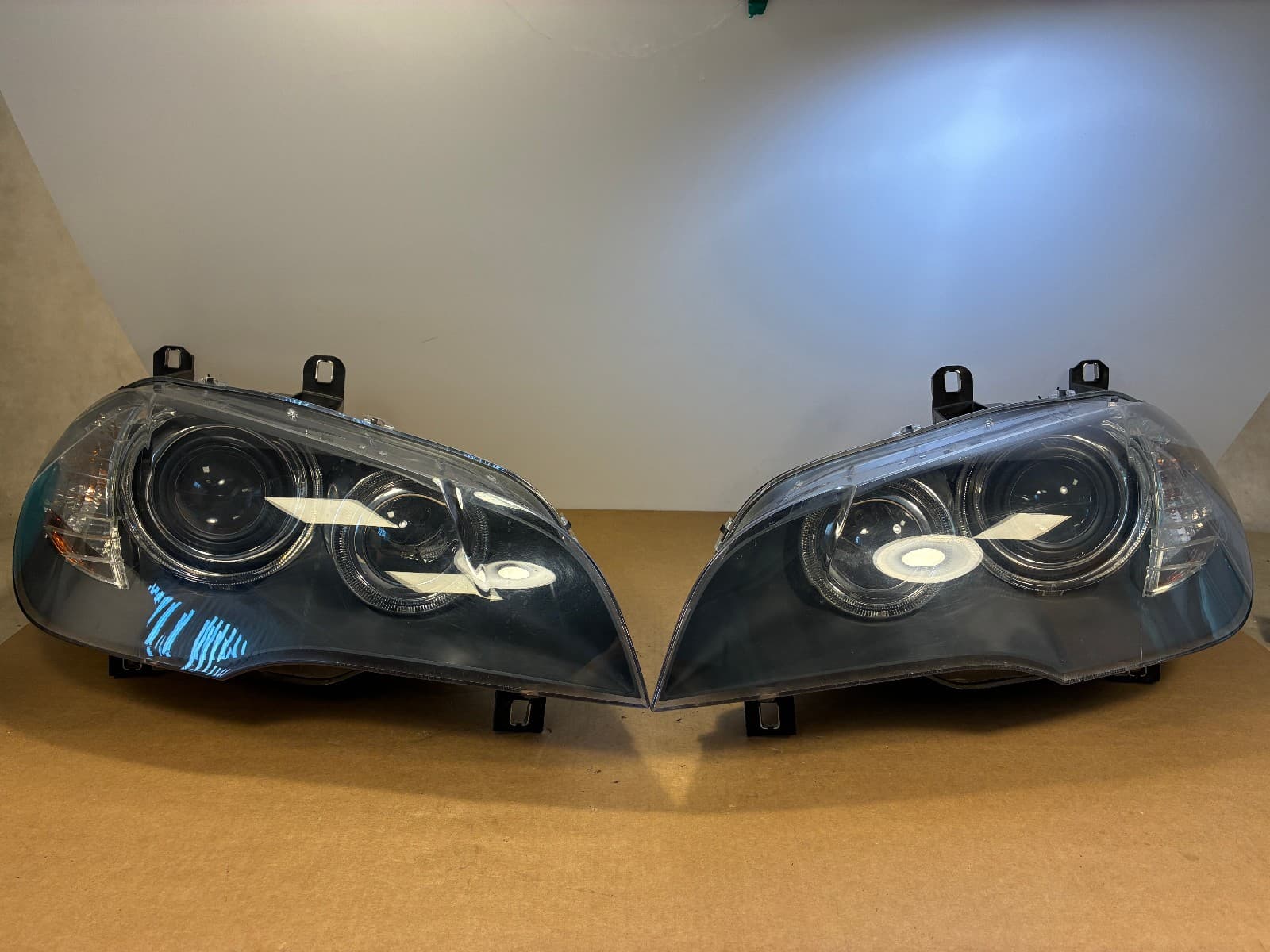GENUINE BMW X5 E70 Front Xenon light lamp LH&RH SET 07-04/10 year