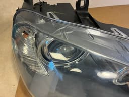 BMW GENUINE BMW X5 E70 Front Xenon light lamp LH&RH SET 07-04/10 year — thumbnail 7