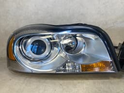 VOLVO Volvo XC90 GENUINE Xenon Dynamic Headlight lamp SET LH & RH LHD 08-11 — thumbnail 2
