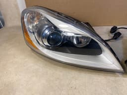 VOLVO VOLVO XC60 GENUINE Xenon Dynamic Headlight Lamp SET LH RH LHD 08-12 year 9 PIN — thumbnail 4