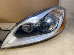 VOLVO VOLVO XC60 GENUINE Xenon Dynamic Headlight Lamp SET LH RH LHD 08-12 year 9 PIN — thumbnail 5